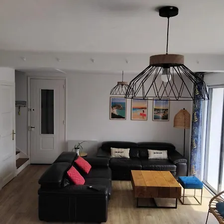 Maison Proche Du Bourg De Et Des Plages De Morgat Дом отдыха