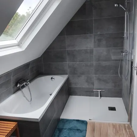 Maison Proche Du Bourg De Et Des Plages De Morgat Дом отдыха Крозон